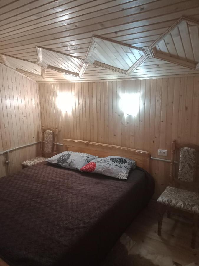 Holiday Home Tihiy Dvor Микуличин Екстериор снимка