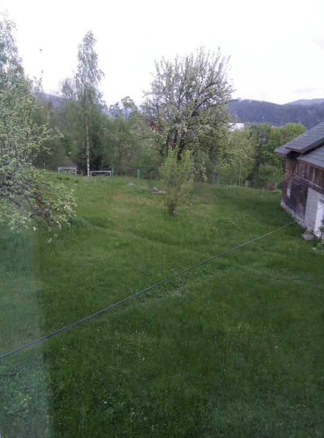 Holiday Home Tihiy Dvor Микуличин Екстериор снимка
